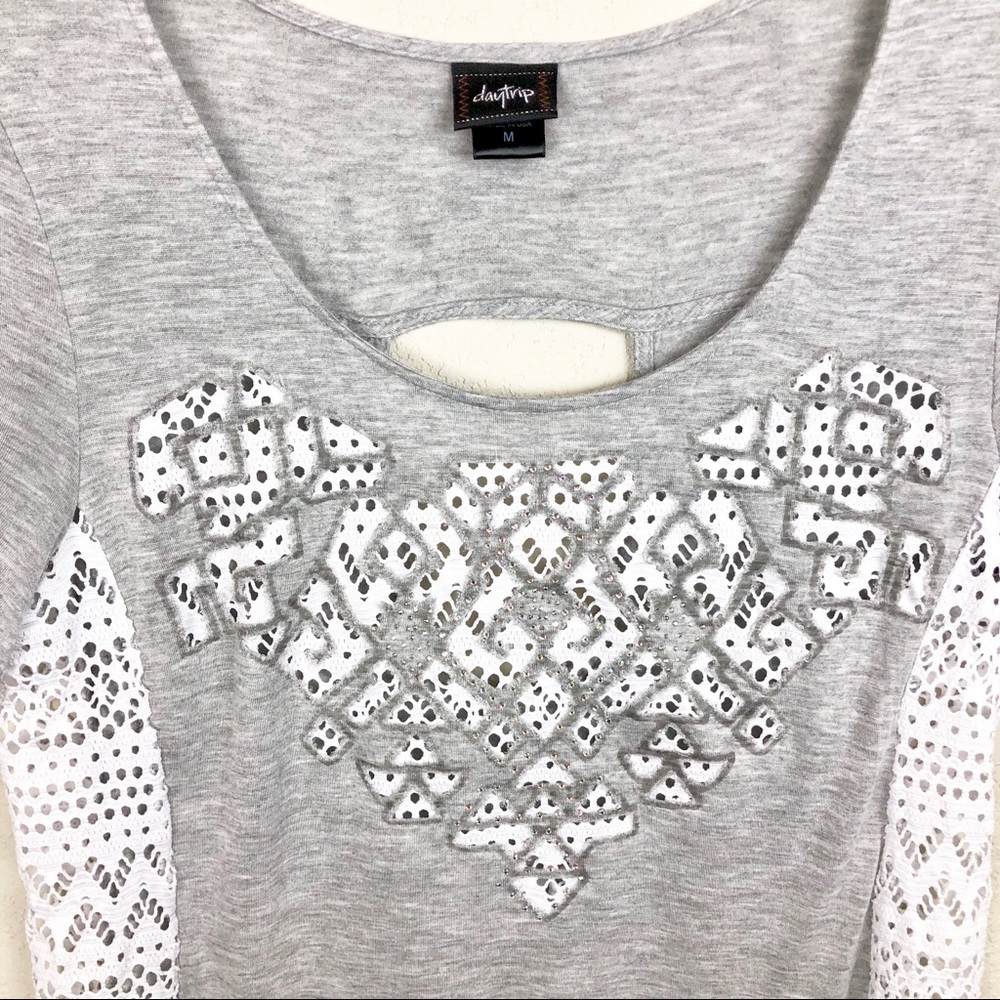 Daytrip Grey White T-Shirt Blouse Rhinestone Lace - Picture 3 of 6